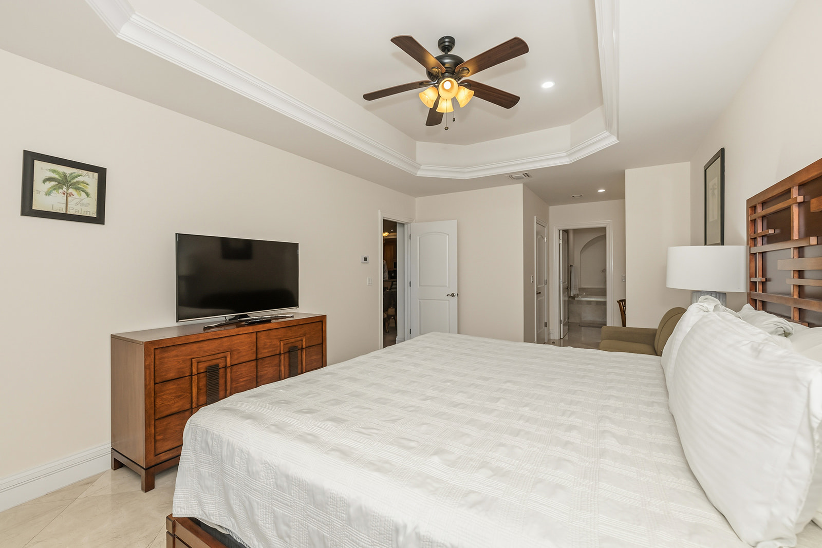 CONDOMINIO 3 0 7 — vista 2