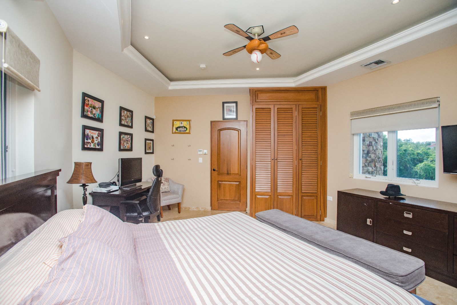 LOT 11 - 12 - 13 — vista 13