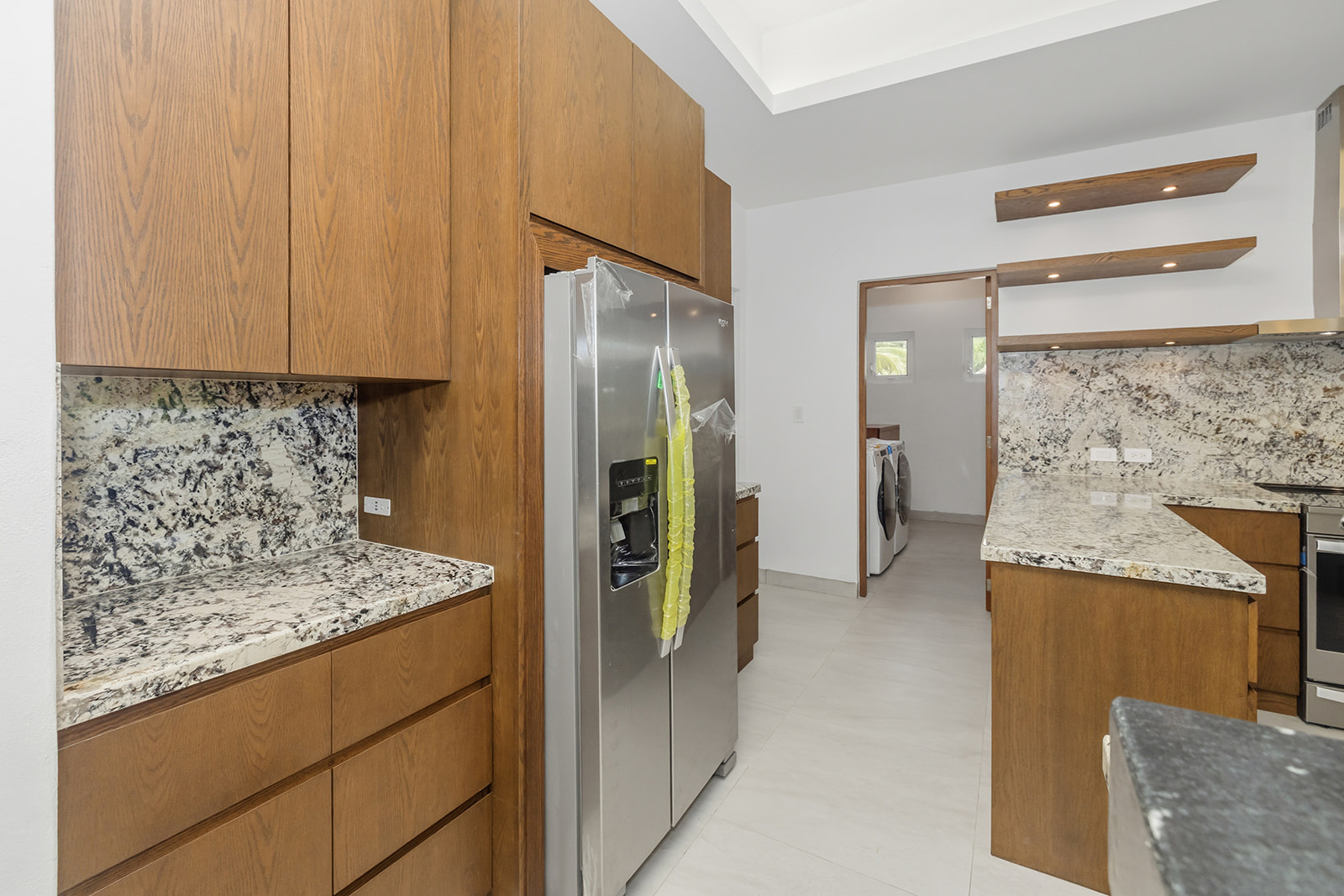 LOTE CATORCE — vista 2