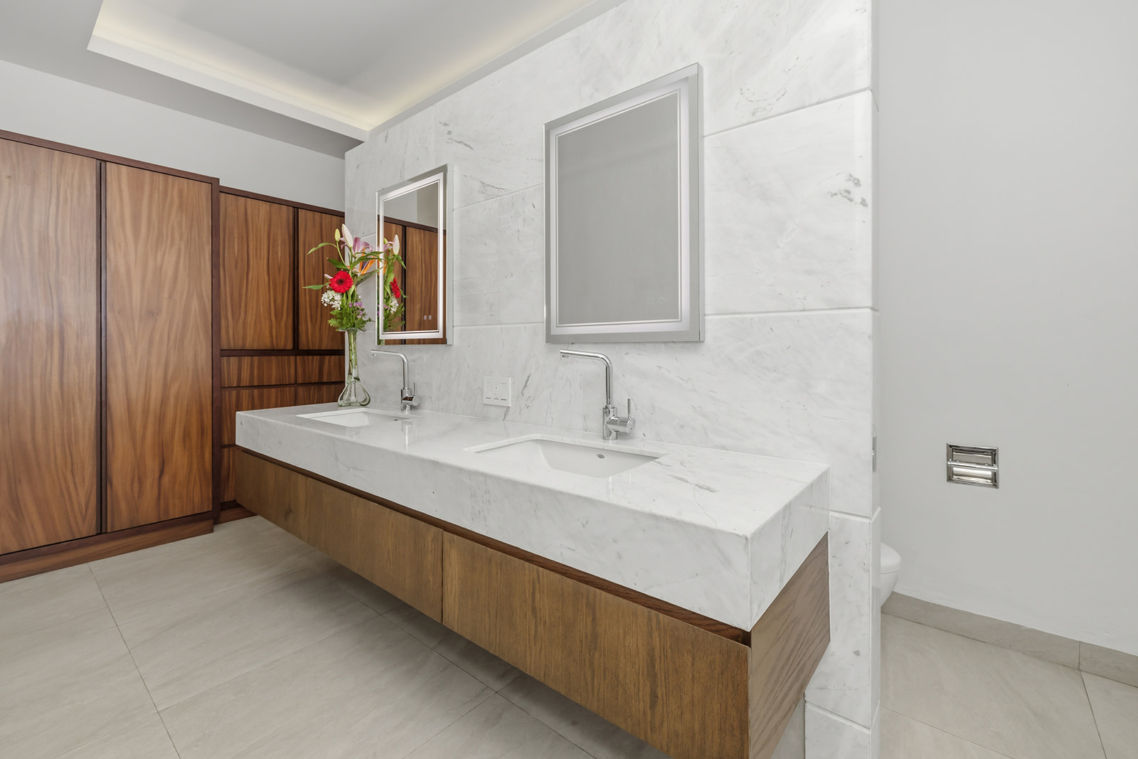 LOT 14 — vista 3