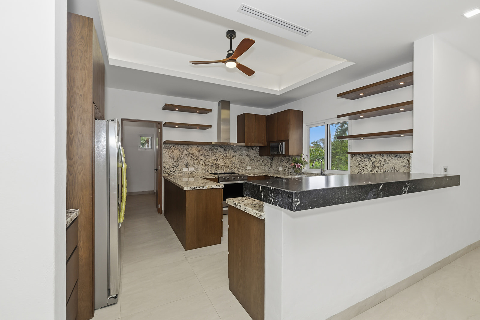 LOTE CATORCE — vista 4