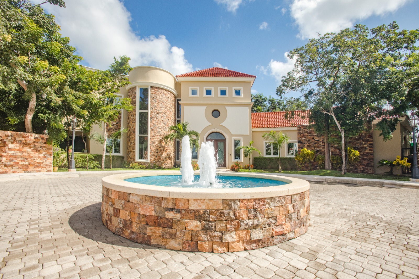LOT 11 - 12 - 13 — vista 16