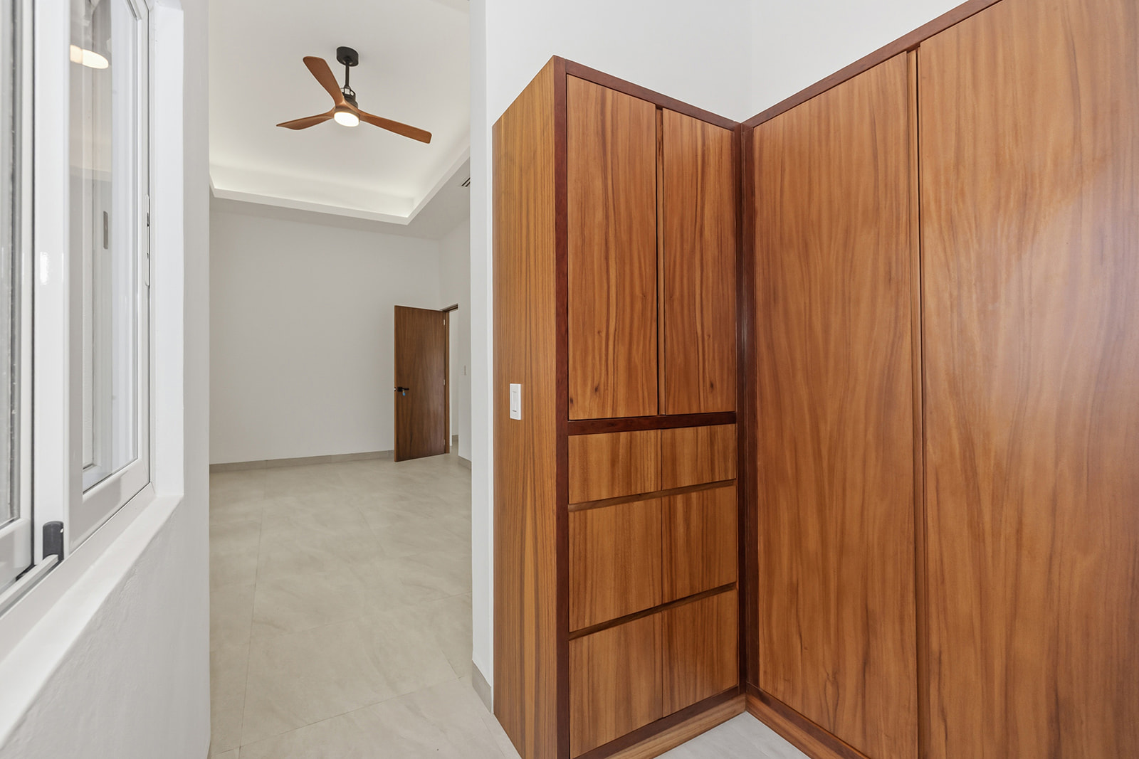 LOT 14 — vista 10